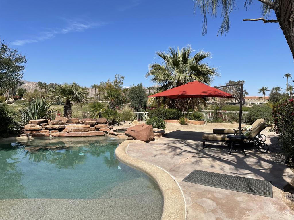 60189 Poinsettia Place Property Photo 1