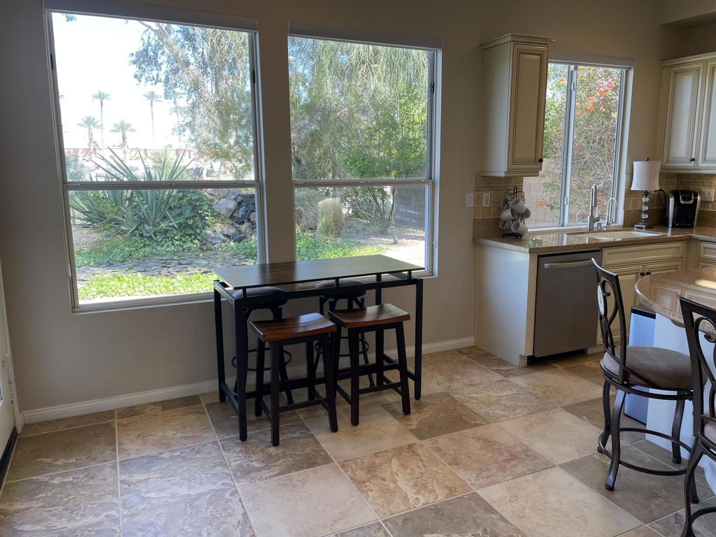60189 Poinsettia Place Property Photo 6