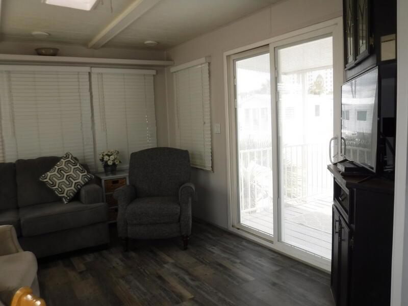 219109363DA Property Photo 5