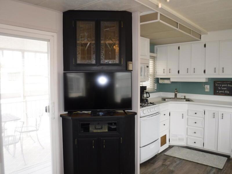 219109363DA Property Photo 11