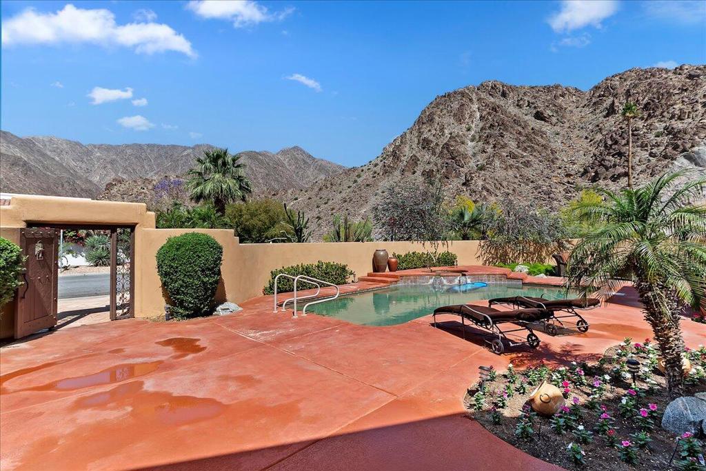 51200 Avenida Diaz Property Photo 1
