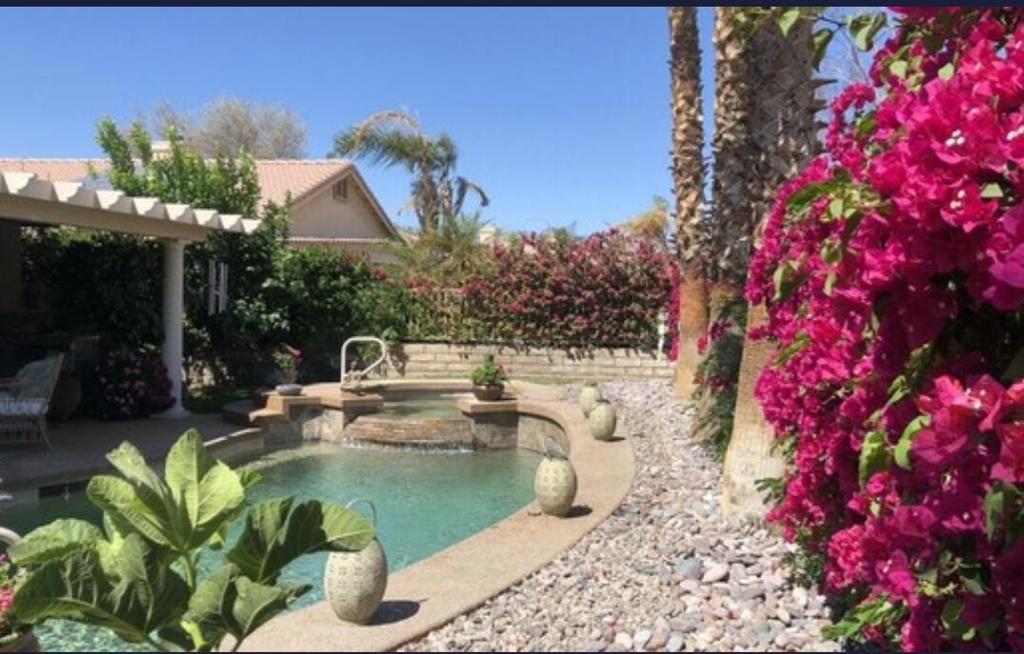 82570 Delano Drive Property Photo 1