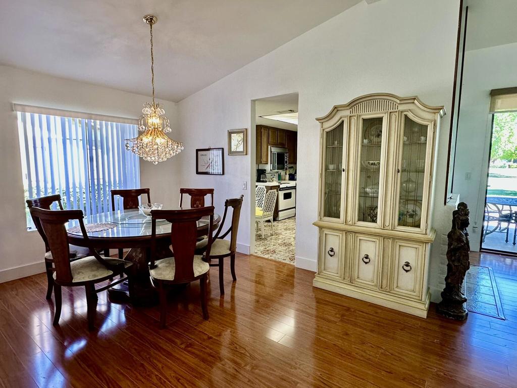 316 S Sierra Madre Property Photo 3