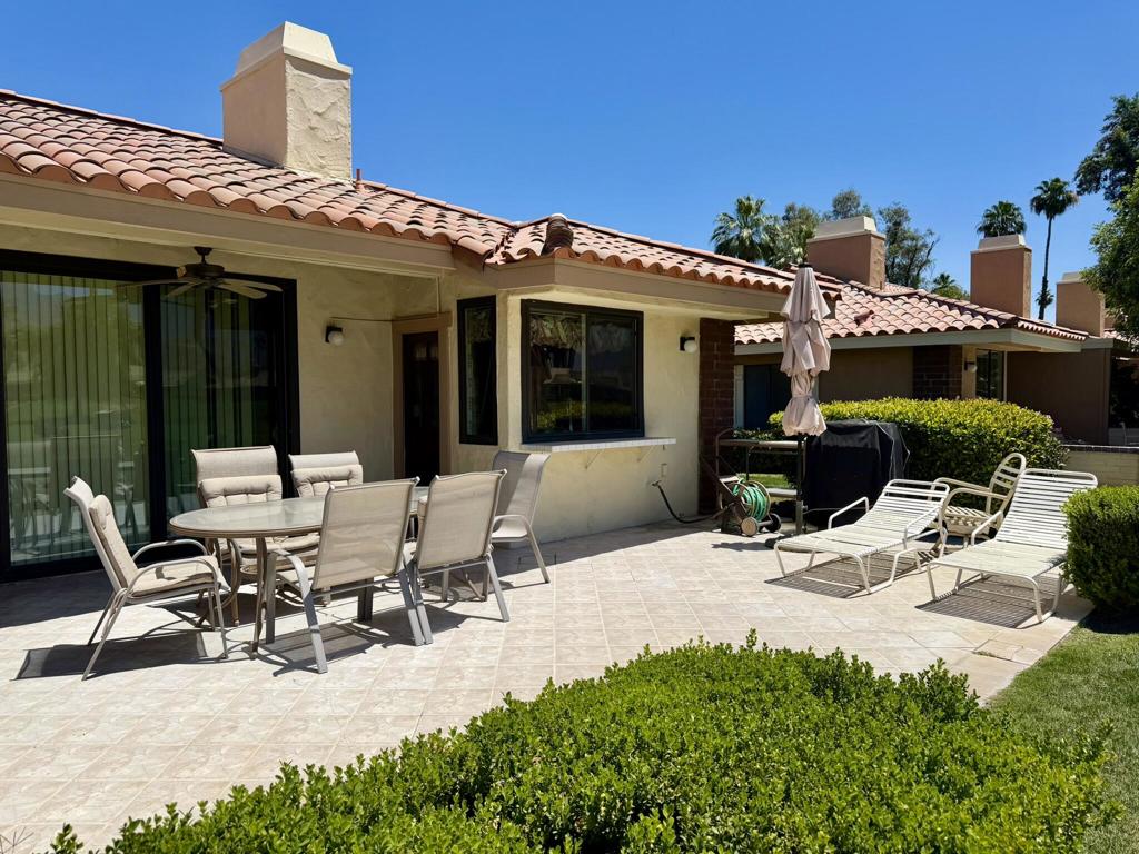 173 Gran Via Property Photo 1