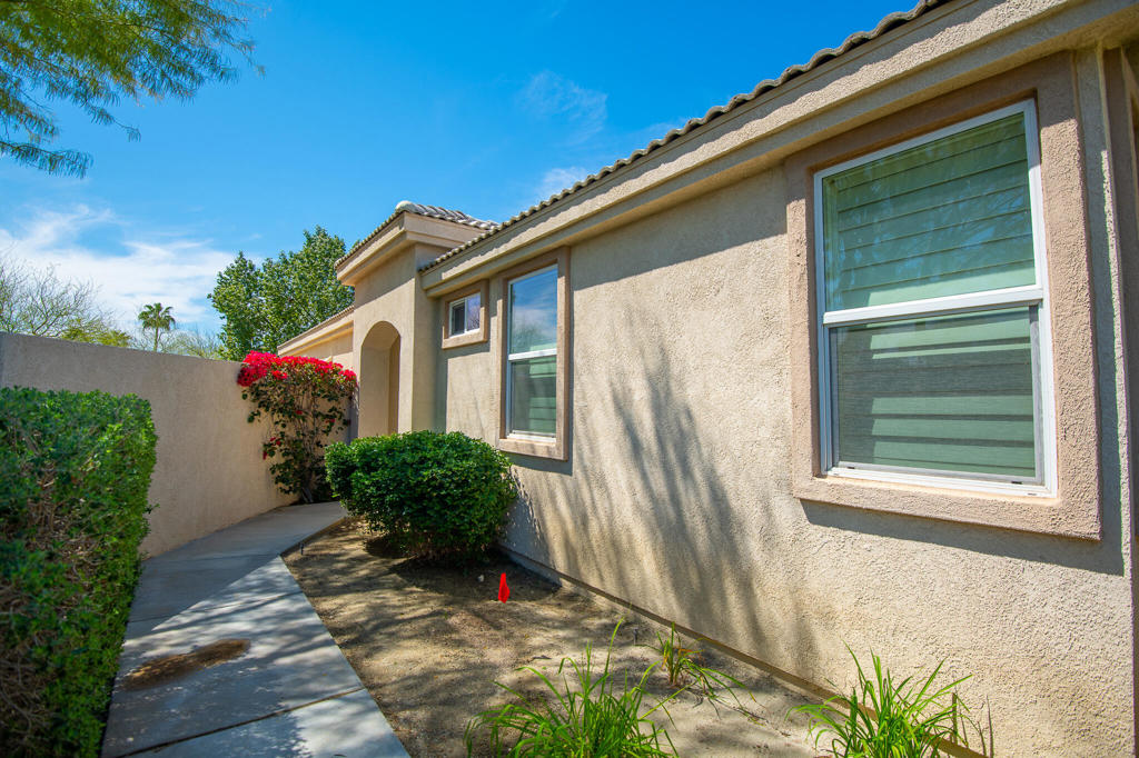 67727 S Natoma Drive Property Photo 4