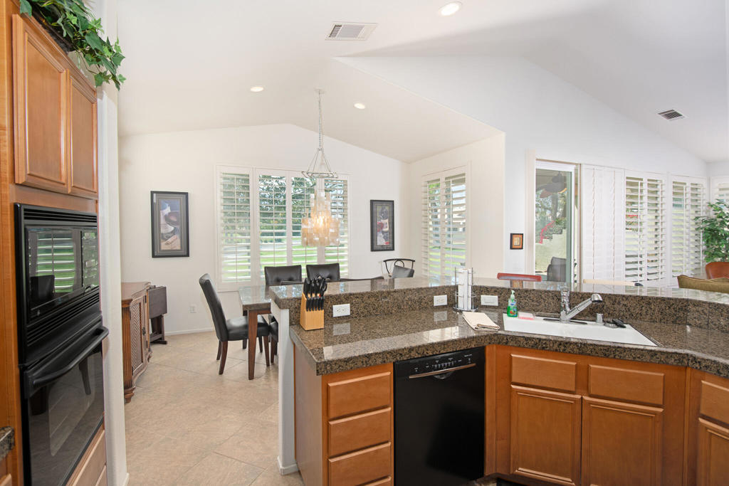 67727 S Natoma Drive Property Photo 10