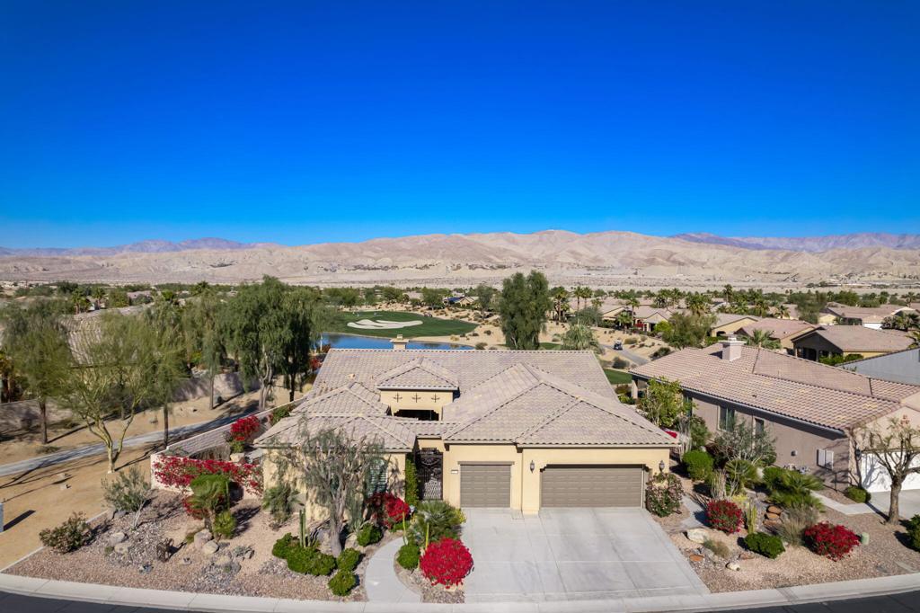 81074 Avenida Neblina Property Photo 9