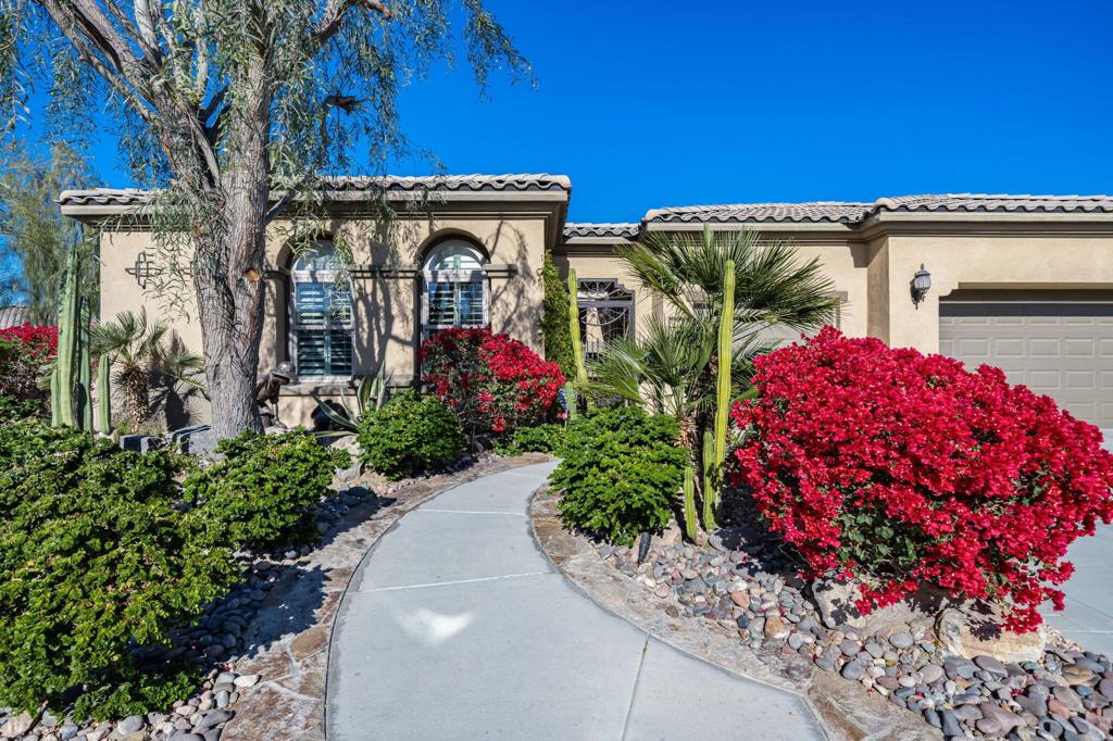81074 Avenida Neblina Property Photo 10