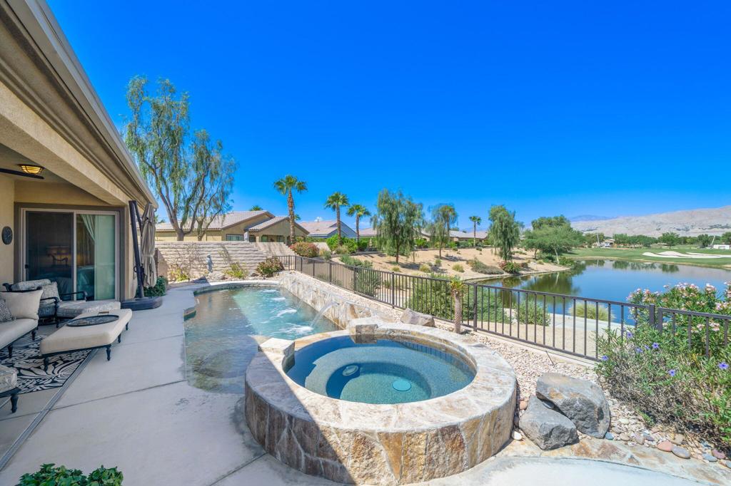 81074 Avenida Neblina Property Photo 43