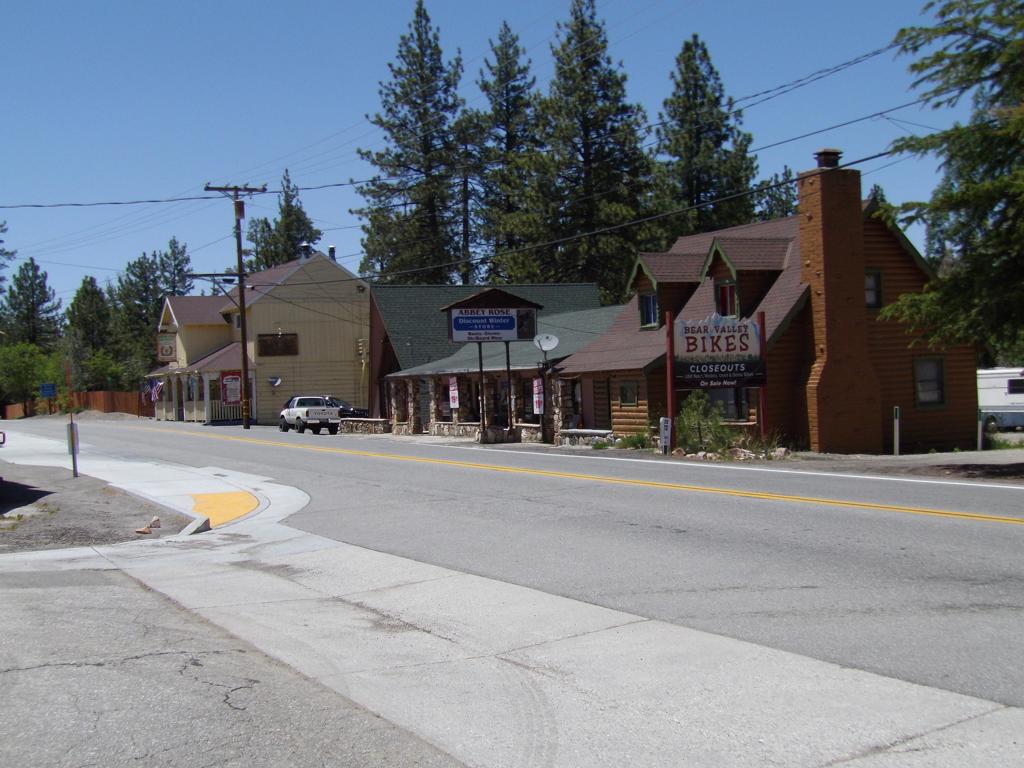 40318 Big Bear Boulevard Property Photo 7