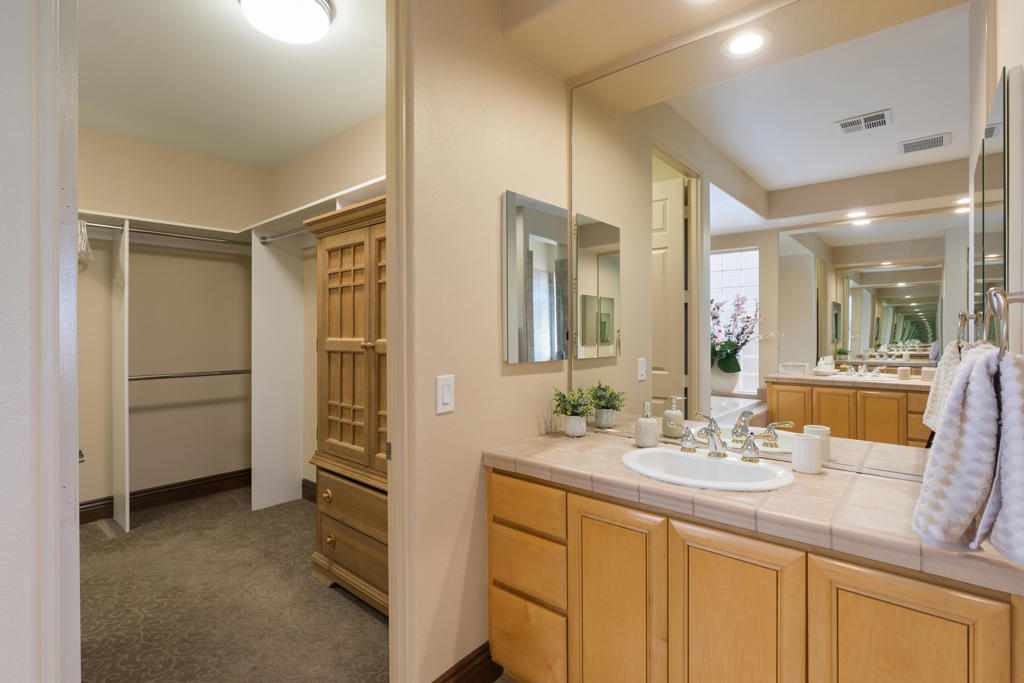 50640 Spyglass Hill Drive Property Photo 20