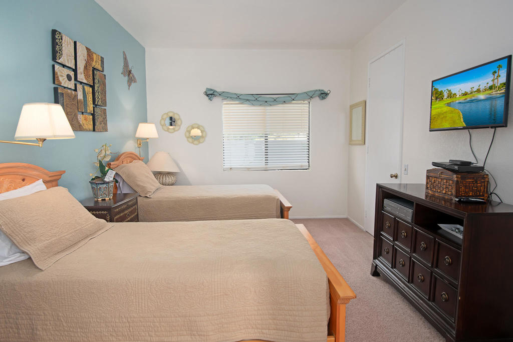 67330 W Chimayo Drive Property Photo 8