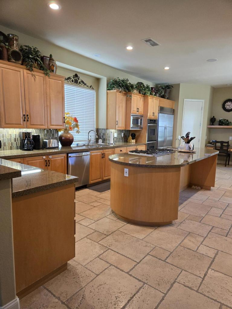 15 Via Verde Property Photo 3