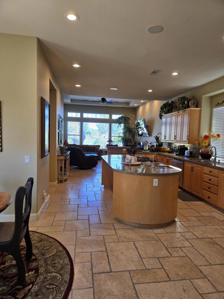 15 Via Verde Property Photo 4