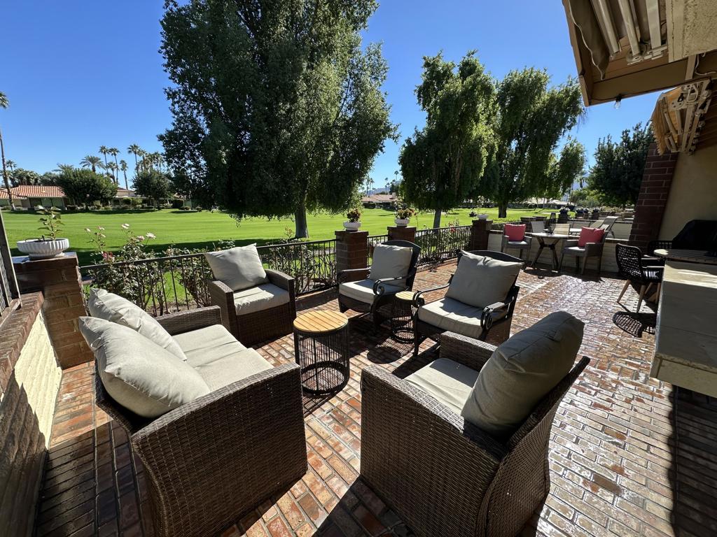 246 Santa Barbara Circle Property Photo 1