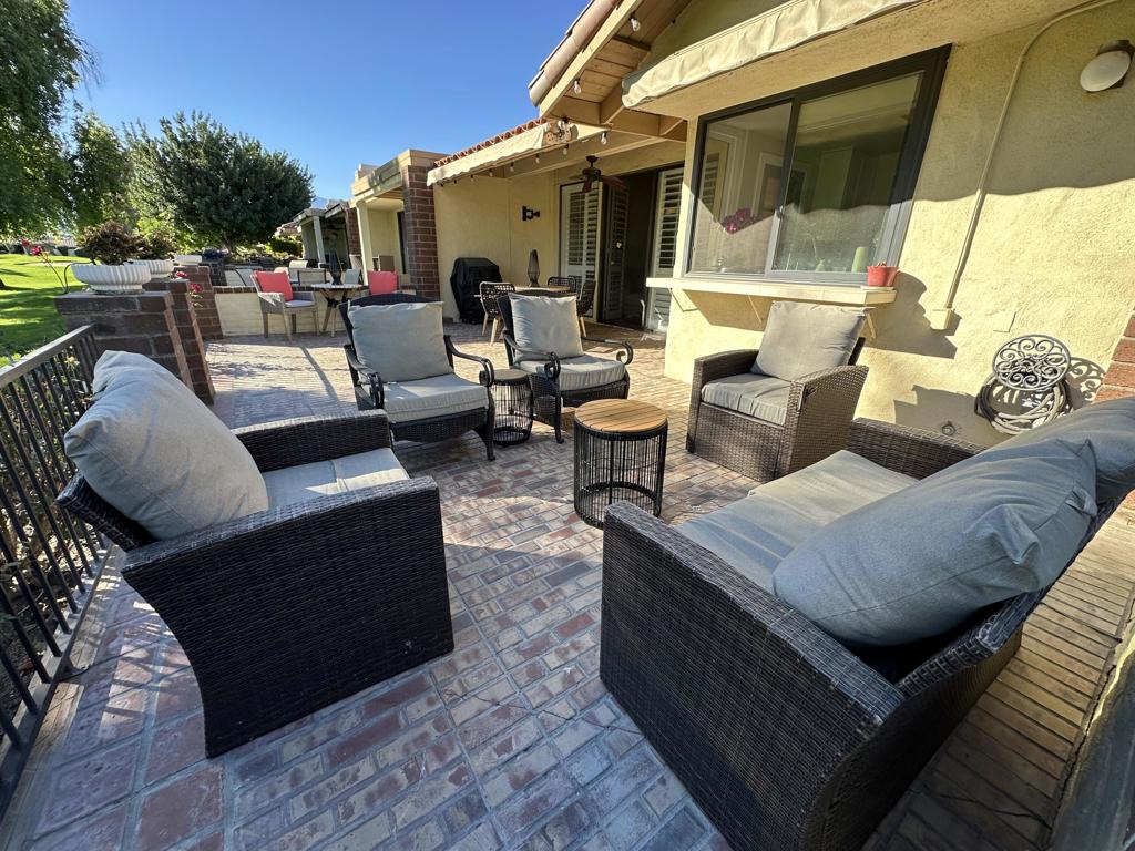 246 Santa Barbara Circle Property Photo 2