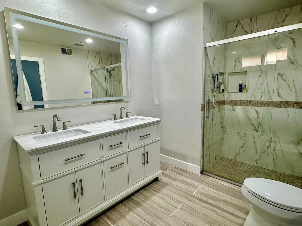 246 Santa Barbara Circle Property Photo 12