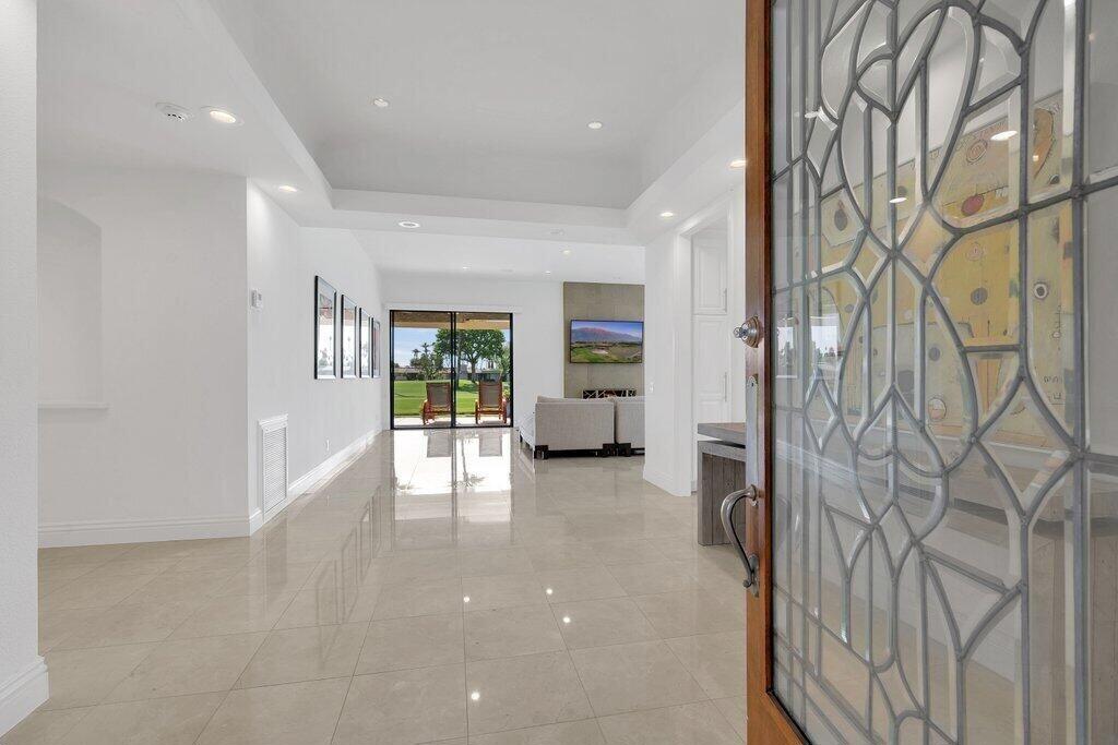 6 Barnard Court Property Photo 2