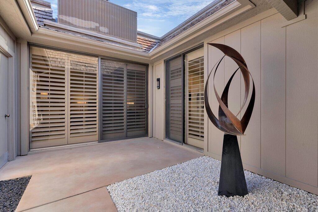 6 Barnard Court Property Photo 8