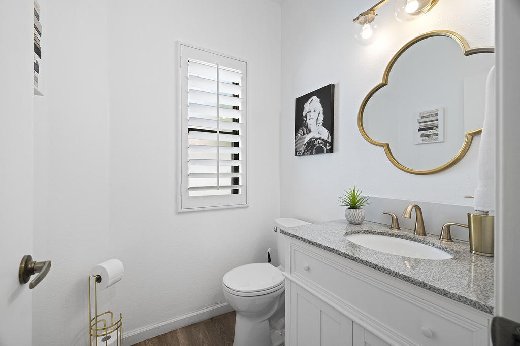 79773 Olympia Fields Property Photo 17