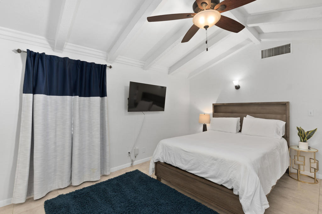 527 N Paseo De Anza Property Photo 12