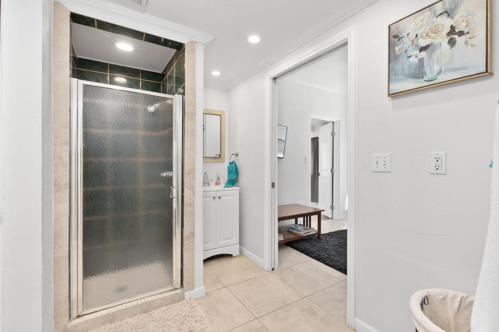 527 N Paseo De Anza Property Photo 18