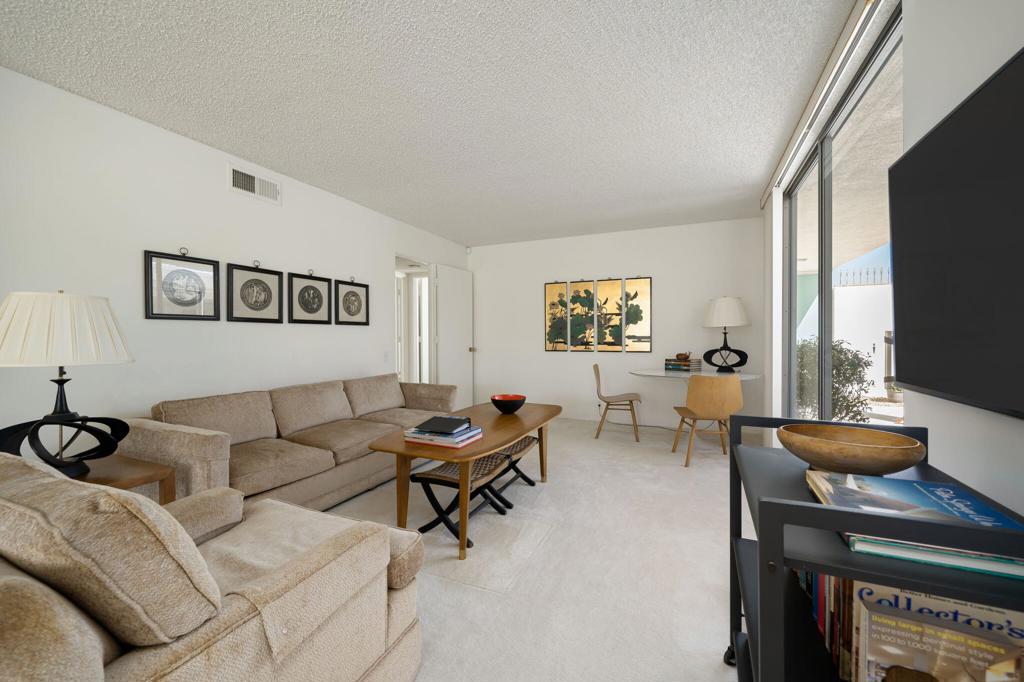 157 Desert Lakes Drive Property Photo 11