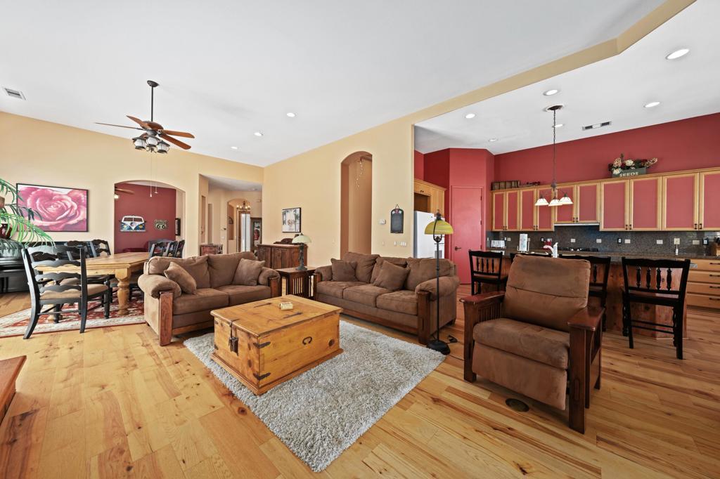 32 Via Bella Property Photo 19