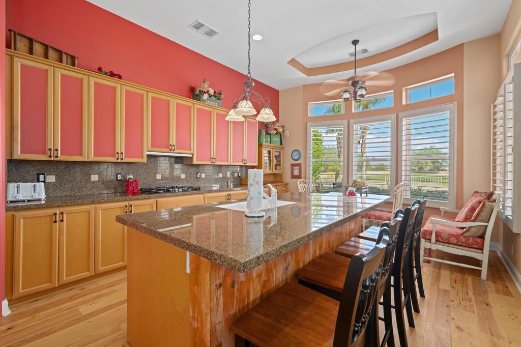 32 Via Bella Property Photo 22