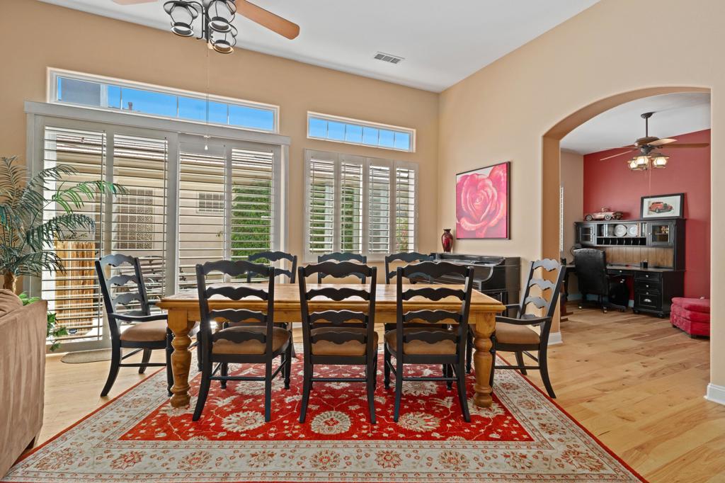 32 Via Bella Property Photo 26