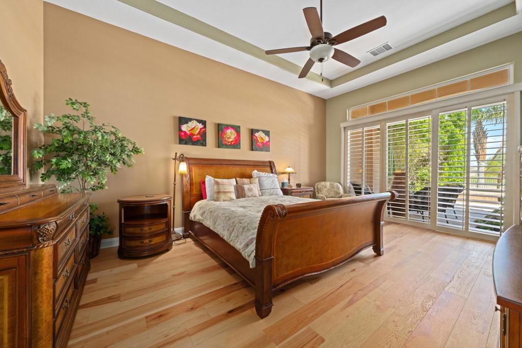 32 Via Bella Property Photo 28