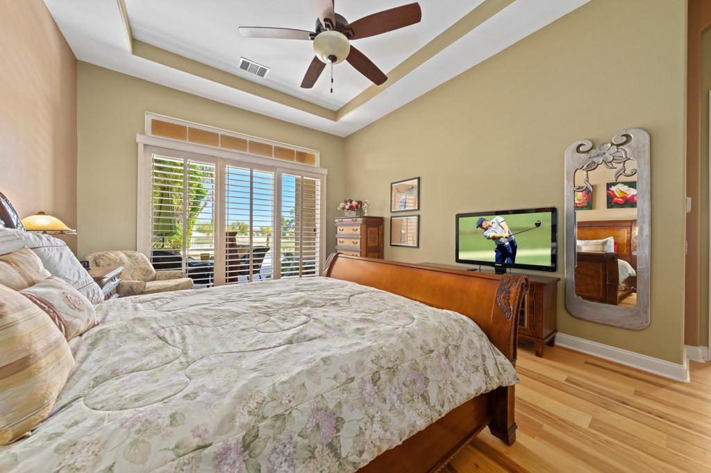 32 Via Bella Property Photo 29