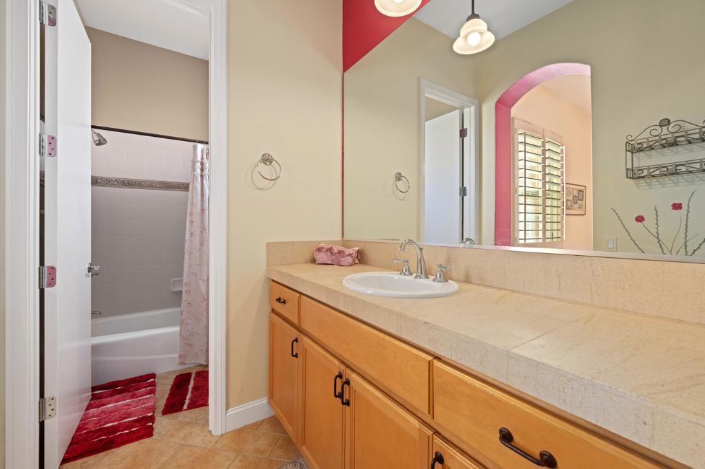 32 Via Bella Property Photo 35