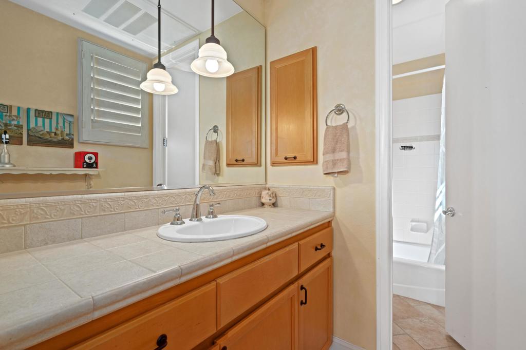 32 Via Bella Property Photo 38