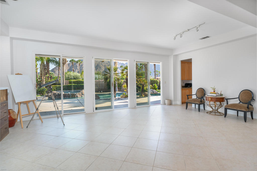 77449 Mallorca Lane Property Photo 10