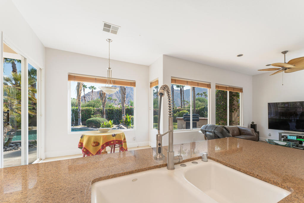 77449 Mallorca Lane Property Photo 15