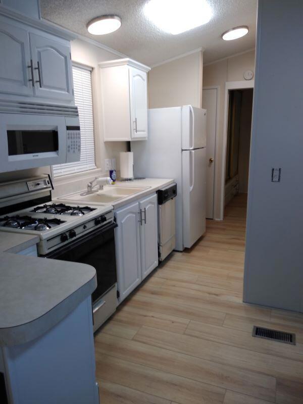 84136 Ave 44, #220 #220 Property Photo 9