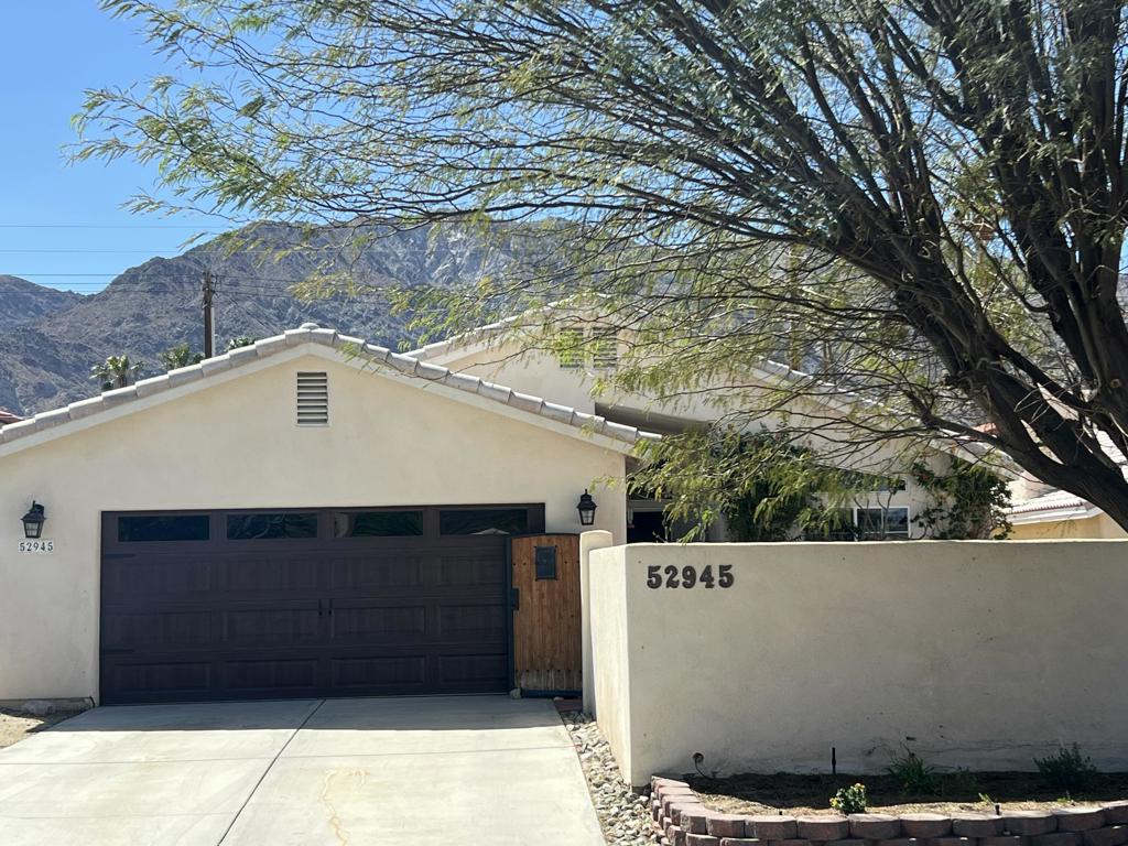 52945 Avenida Herrera Property Photo 3