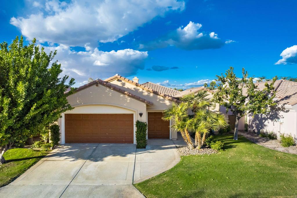 79440 Azahar Property Photo 1