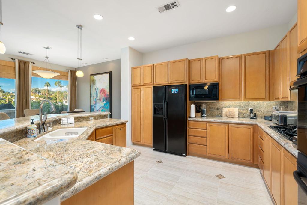 79440 Azahar Property Photo 11
