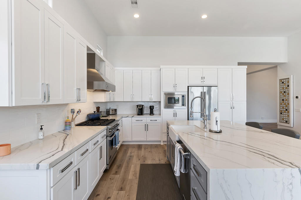 54 Via Bella Property Photo 12