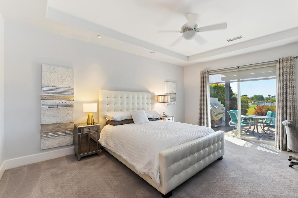 54 Via Bella Property Photo 16