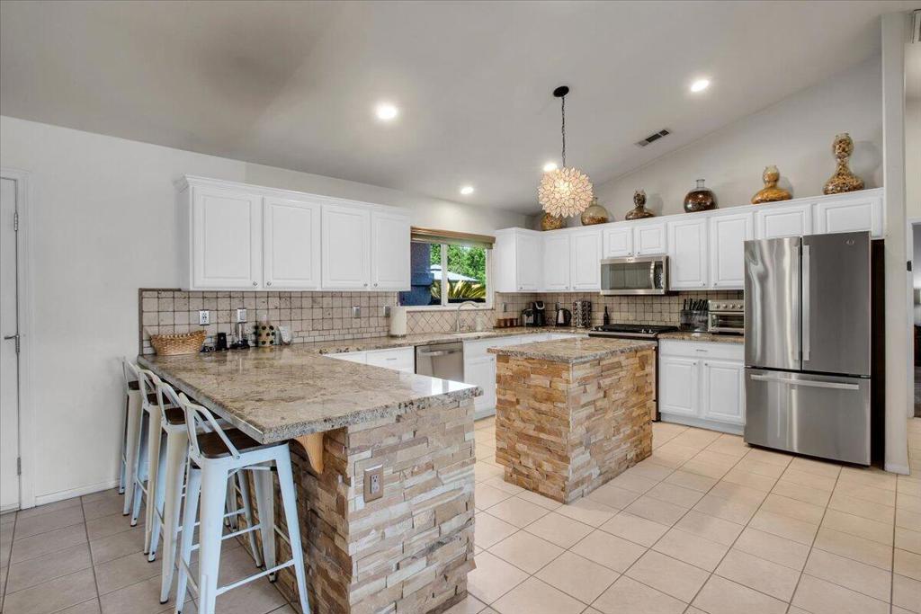 78940 Runaway Bay Drive Property Photo 4