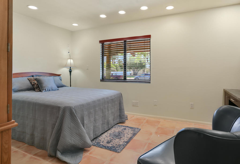 1020 N Cerritos Drive Property Photo 25