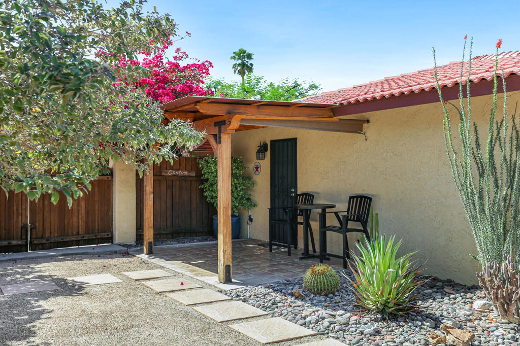 1020 N Cerritos Drive Property Photo 35