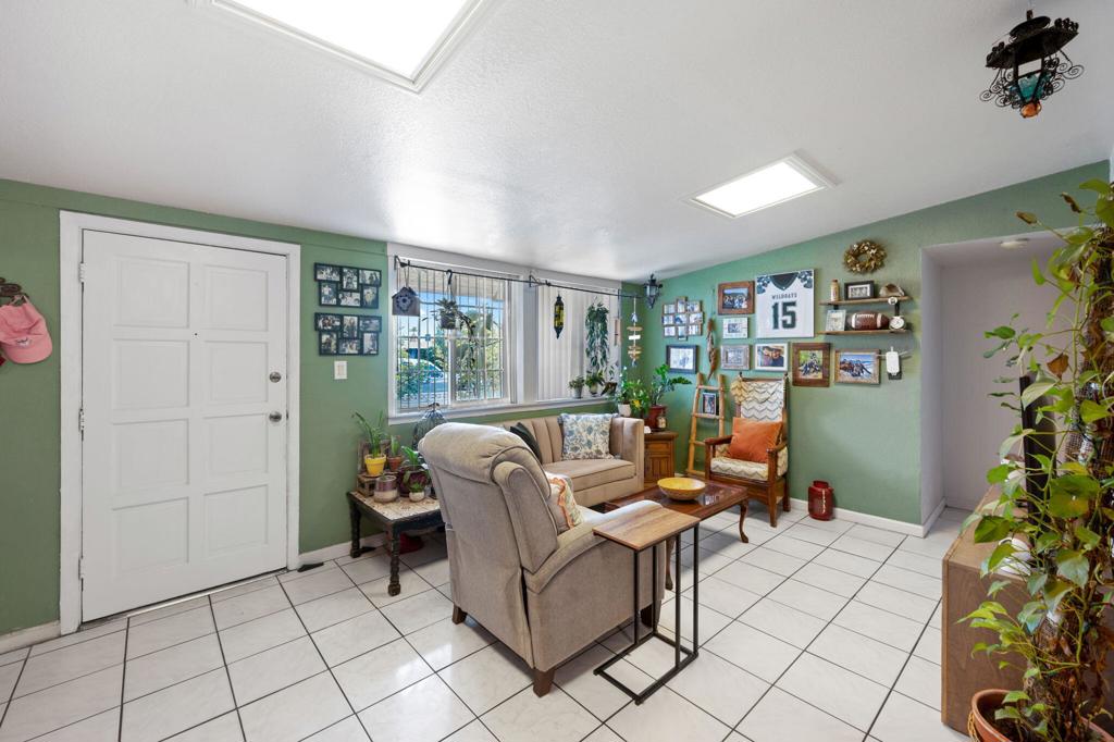 30201 San Diego Drive Property Photo 4