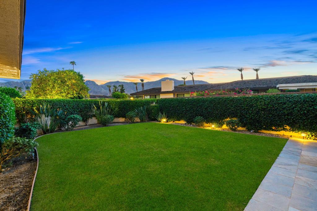 6 Oxford Court Property Photo 1