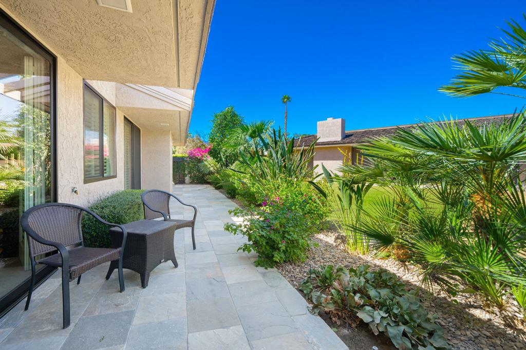 6 Oxford Court Property Photo 33