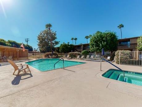 77845 California Drive D7 Property Photo 3