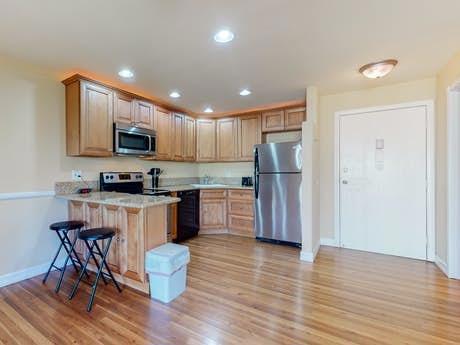 77845 California Drive D7 Property Photo 10